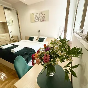 Apartment Marka 8, Krakau